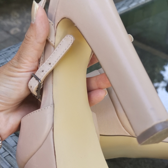 Shoe Mint Platform Beige Sandal 6 - Picture 6 of 6